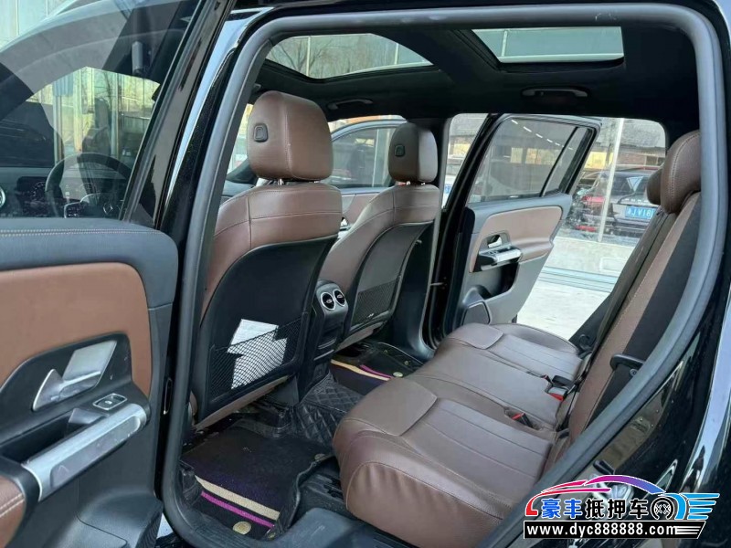 21年奔驰GLB轿车抵押车出售