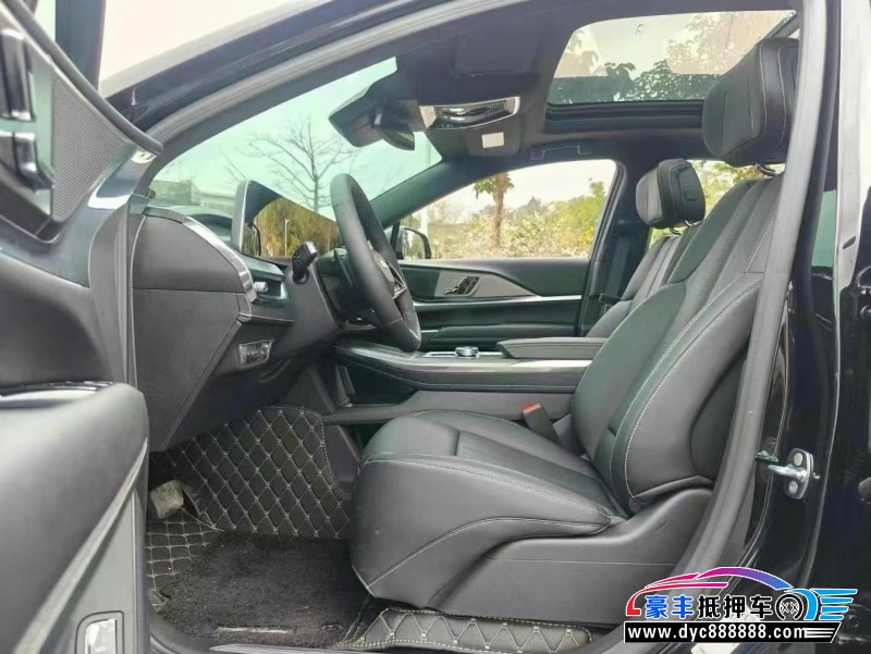 24年凯迪拉克XT5轿车抵押车出售