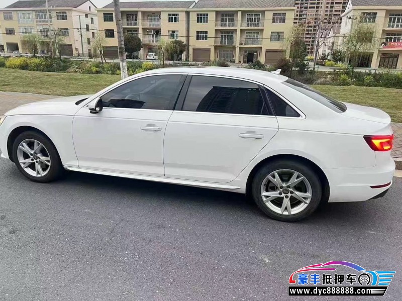18年奥迪A4L轿车抵押车出售