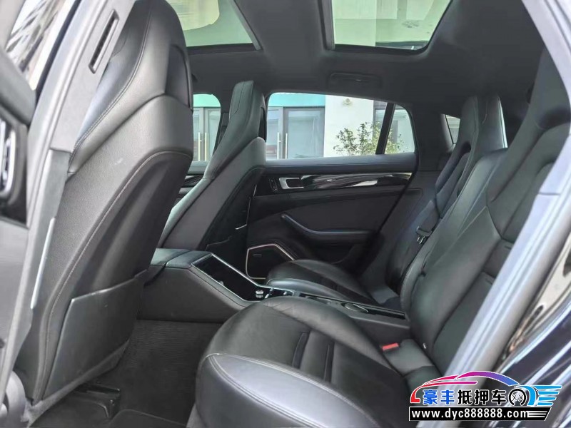 18年保时捷帕纳梅拉轿车抵押车出售