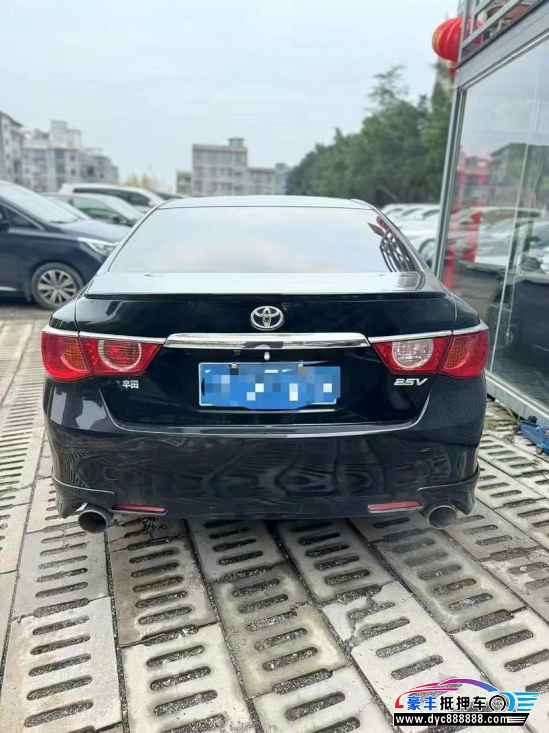 12年丰田锐志轿车抵押车出售