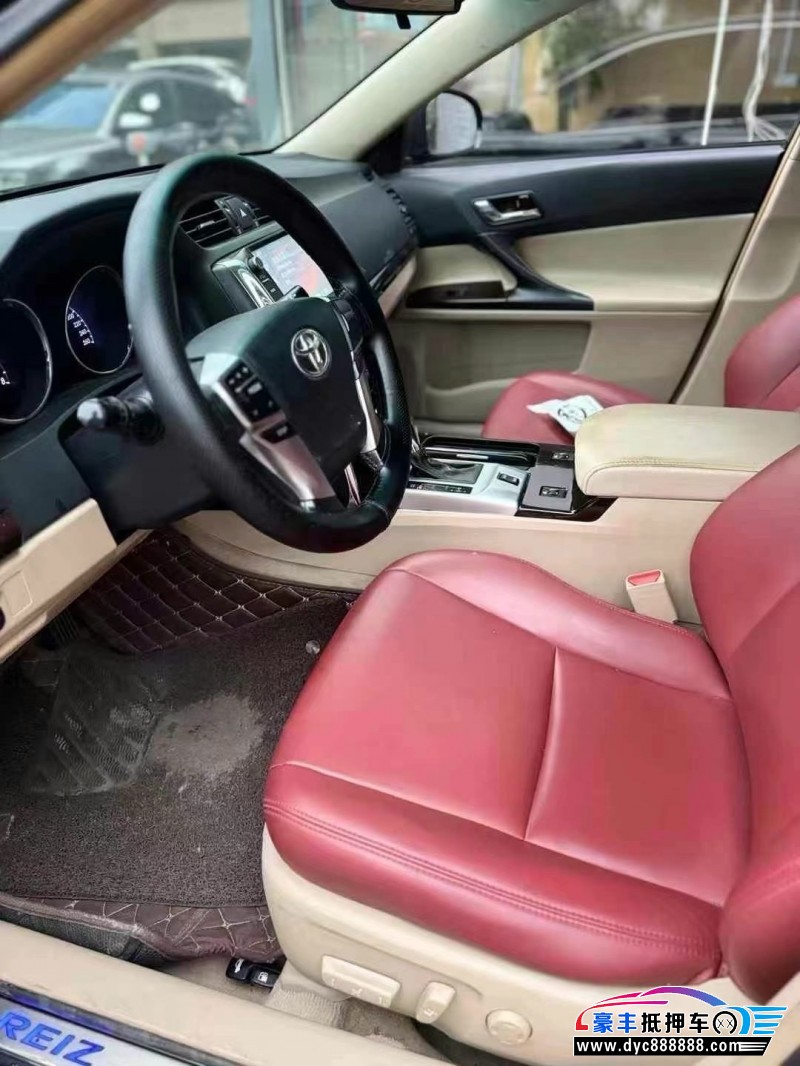 12年丰田锐志轿车抵押车出售