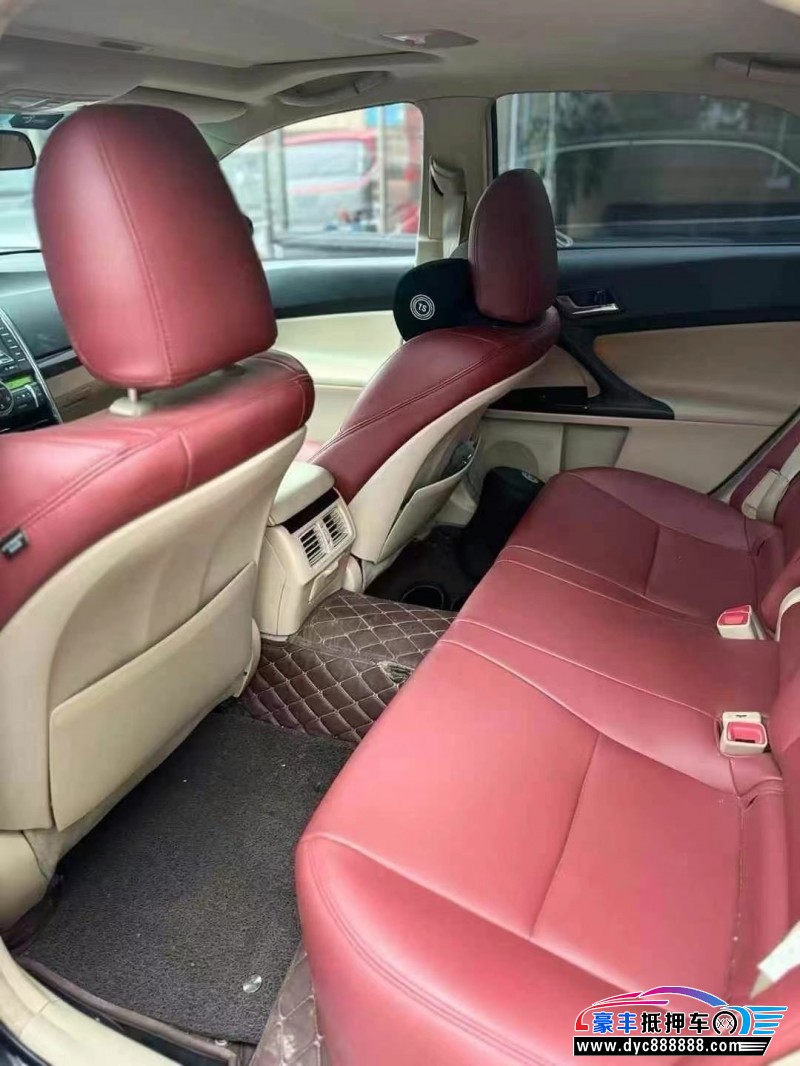 12年丰田锐志轿车抵押车出售