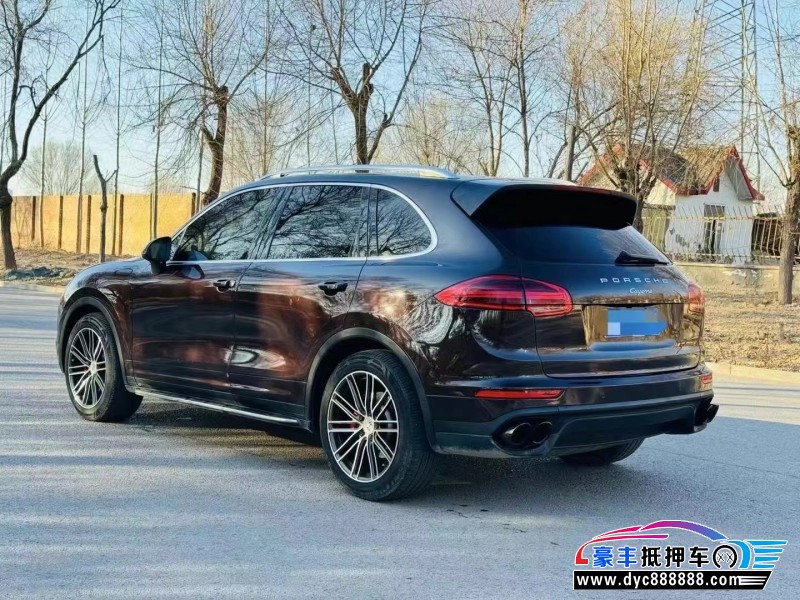 15年保时捷卡宴轿车抵押车出售