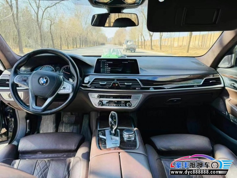 18年宝马7系轿车抵押车出售