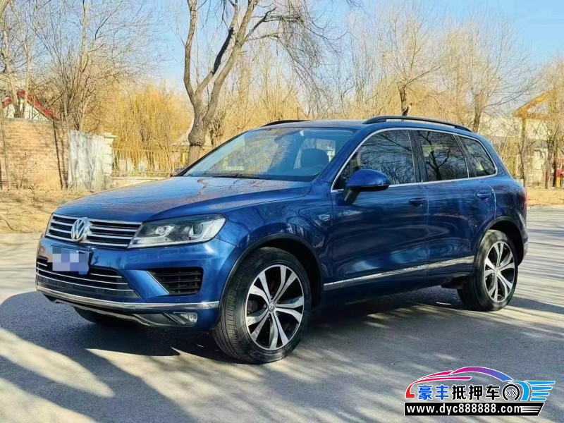17年大众途锐轿车抵押车出售