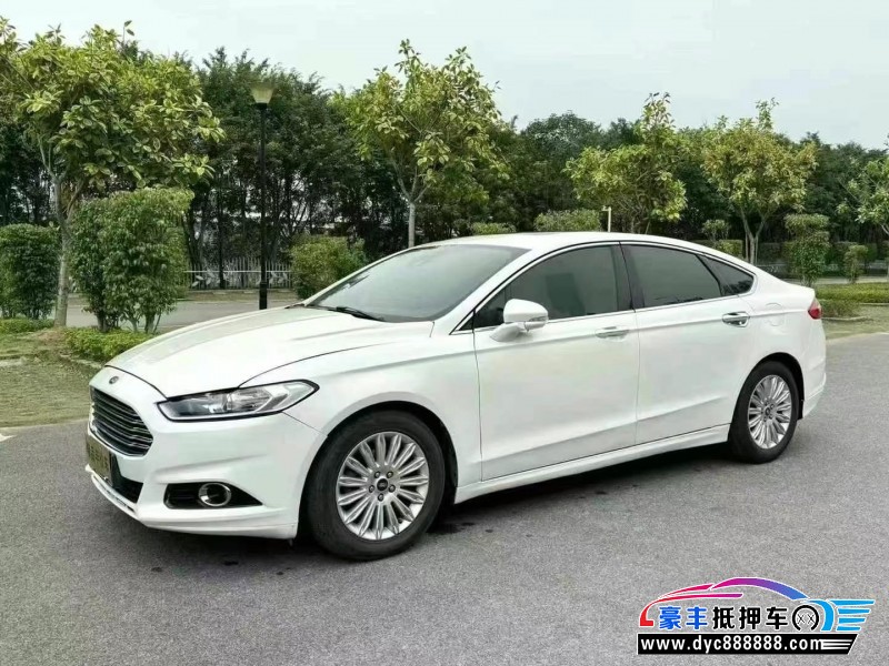 15年福特蒙迪欧轿车抵押车出售