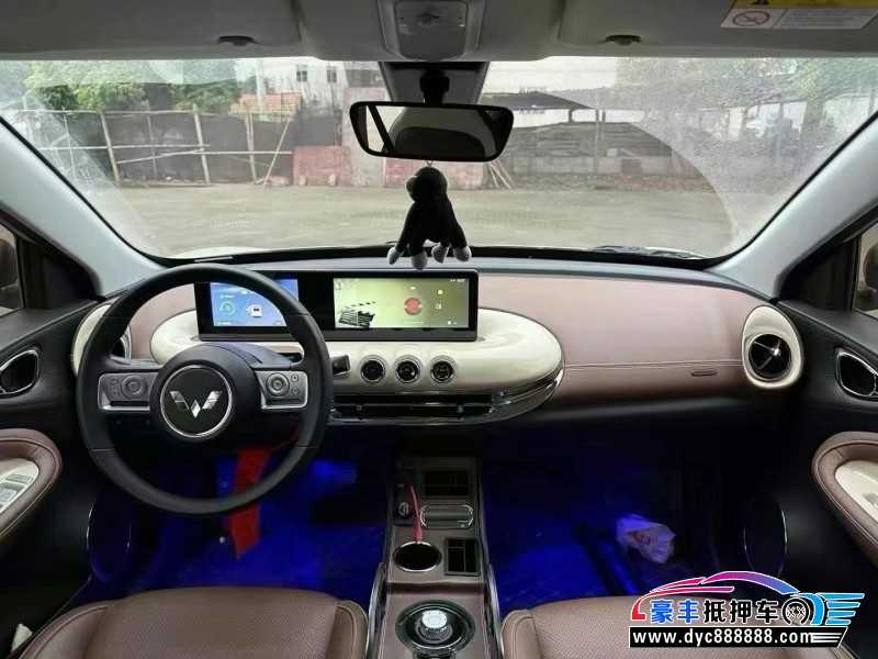 23年五菱缤果轿车抵押车出售