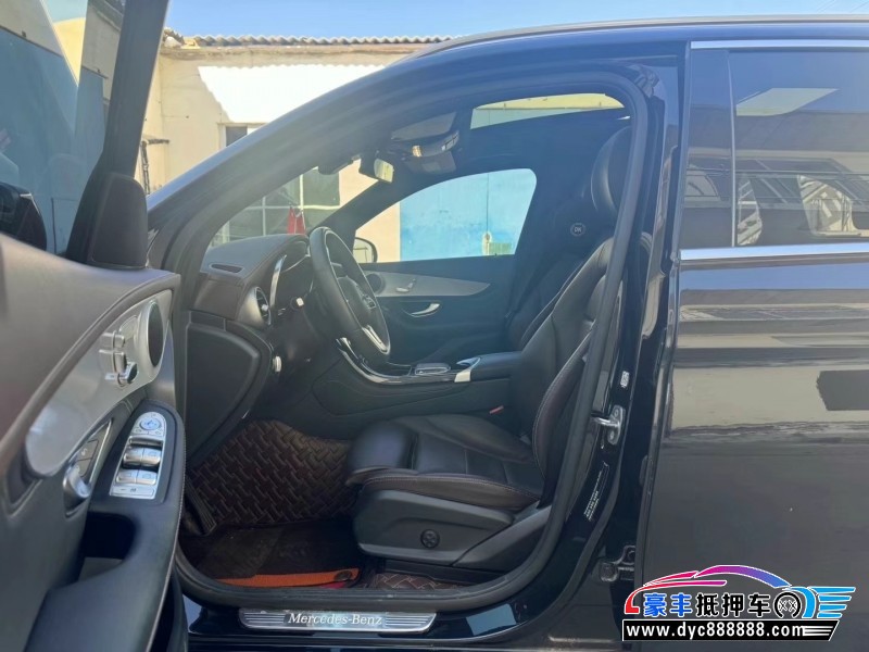 20年奔驰GLCSUV抵押车出售