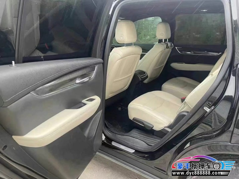 21年凯迪拉克xt6轿车抵押车出售