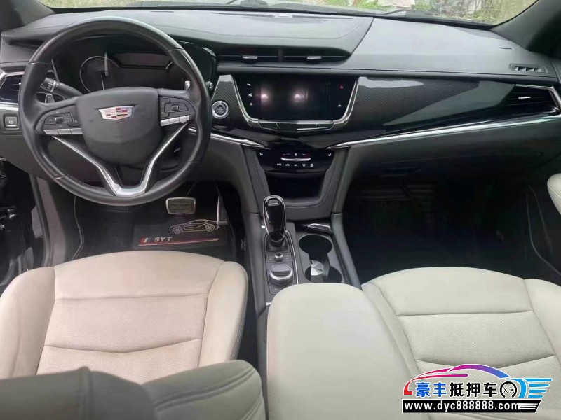 21年凯迪拉克xt6轿车抵押车出售