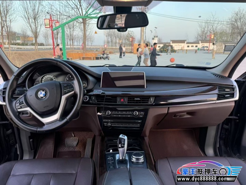 18年宝马X5轿车抵押车出售