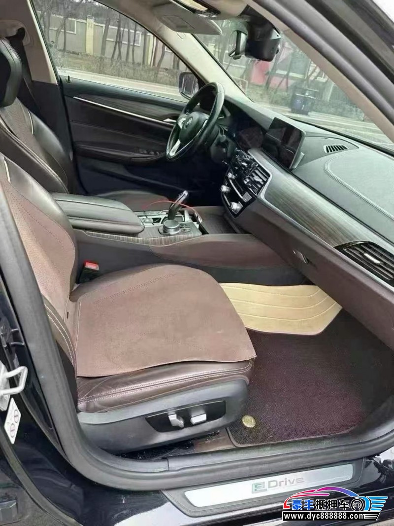 19年宝马5系轿车抵押车出售