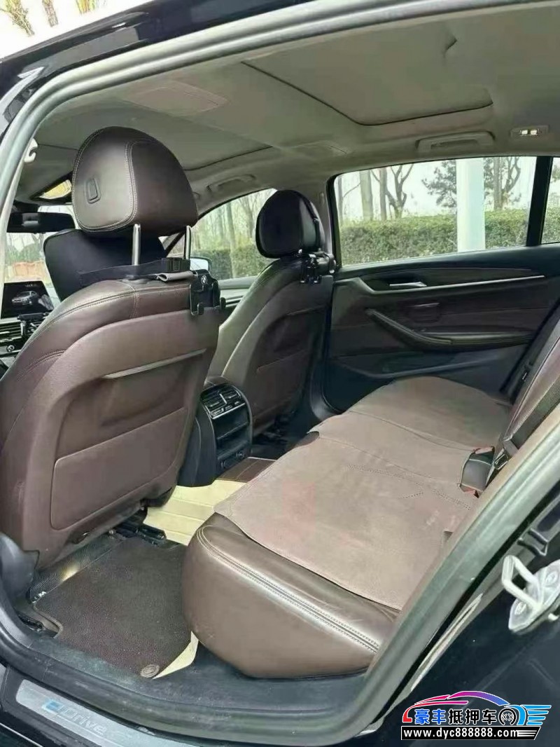 19年宝马5系轿车抵押车出售