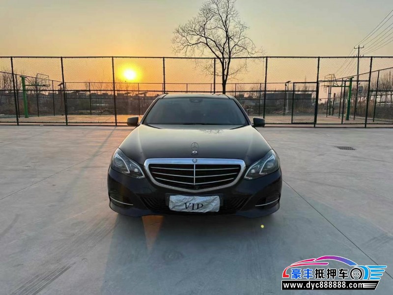 14年奔驰E轿车抵押车出售