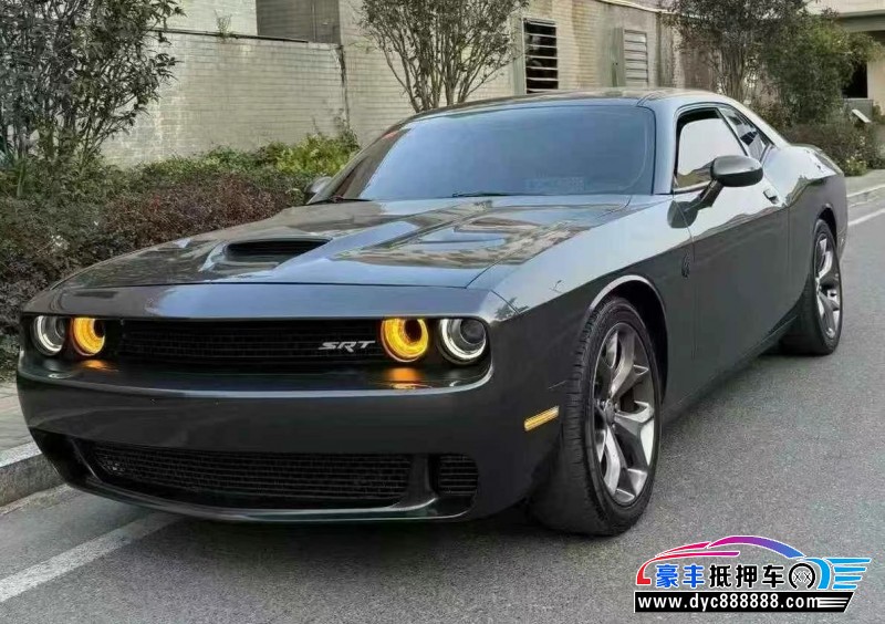 17年道奇道奇挑战者轿车抵押车出售