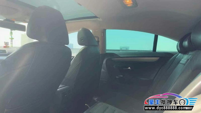 13年大众CC轿车抵押车出售