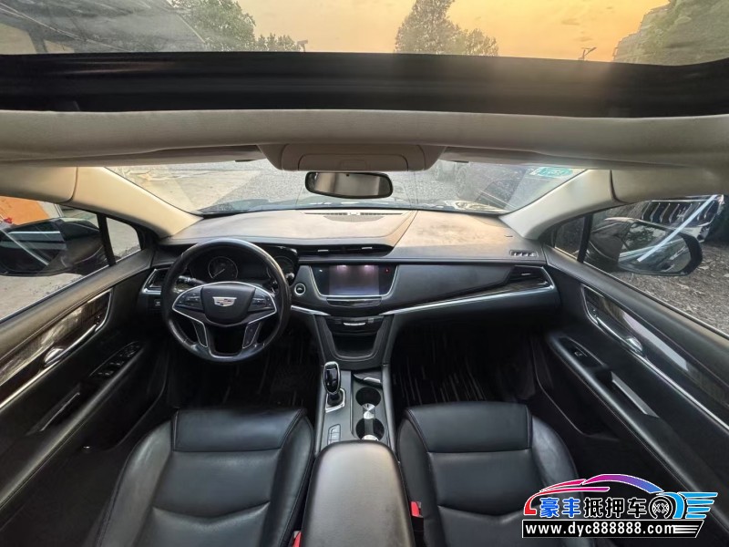 18年凯迪拉克XT5轿车抵押车出售