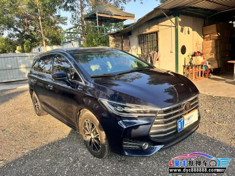 19年比亚迪宋轿车抵押车出售