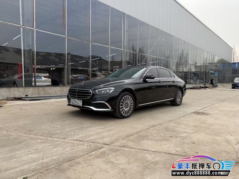 22年奔驰E轿车抵押车出售
