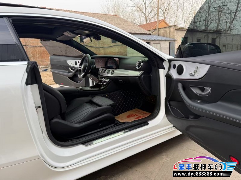 21年奔驰E轿车抵押车出售