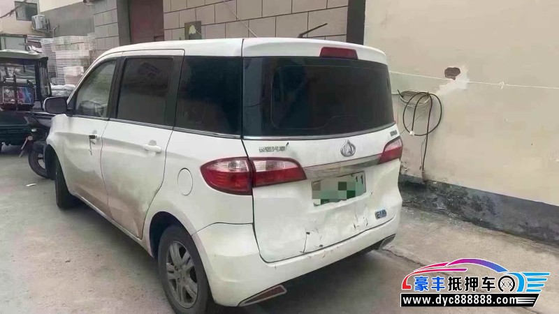 19年长安欧尚欧力威轿车抵押车出售