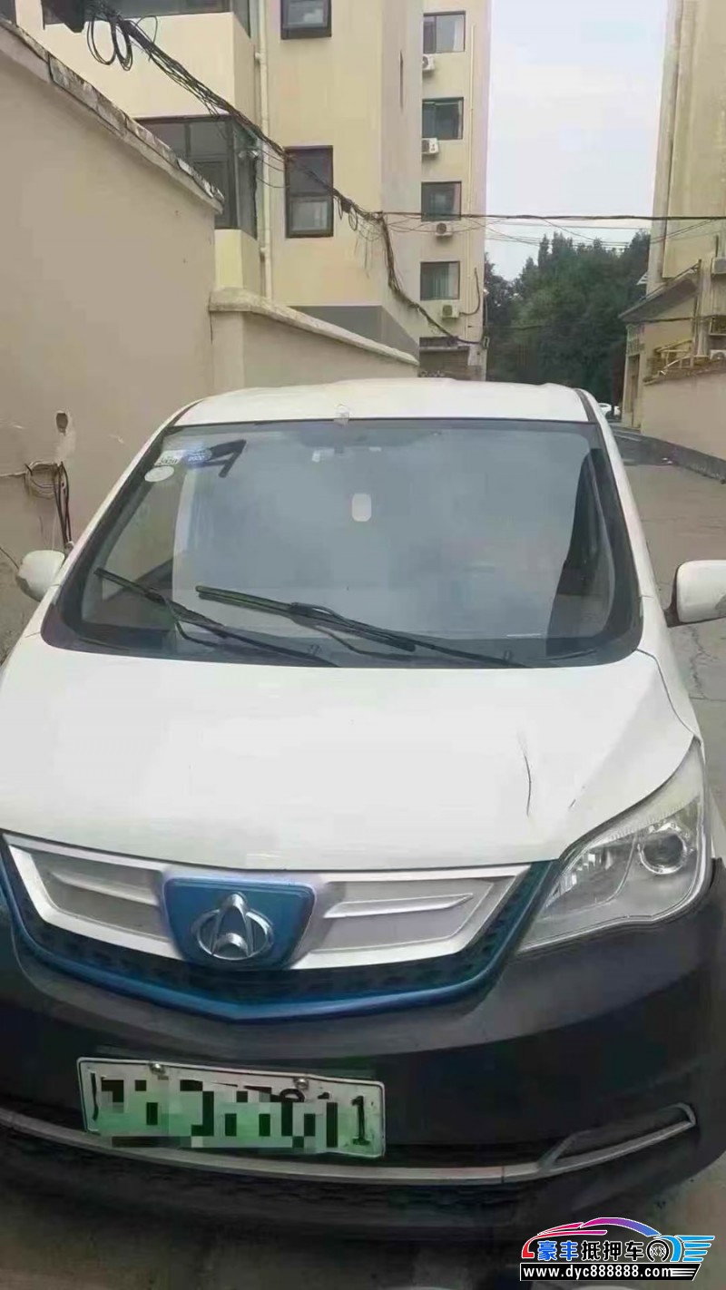 19年长安欧尚欧力威轿车抵押车出售