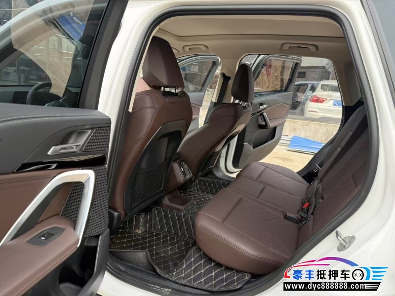 24年宝马X1轿车抵押车出售