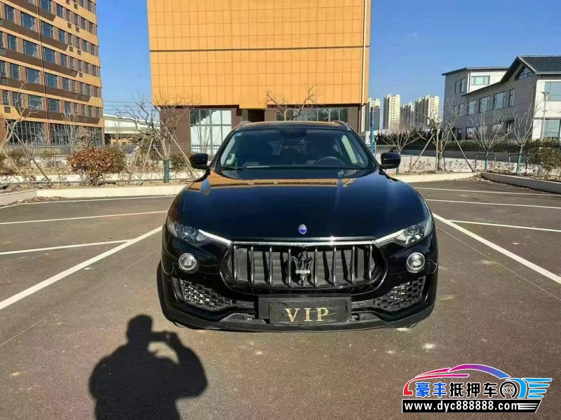 18年玛莎拉蒂莱万特轿车抵押车出售