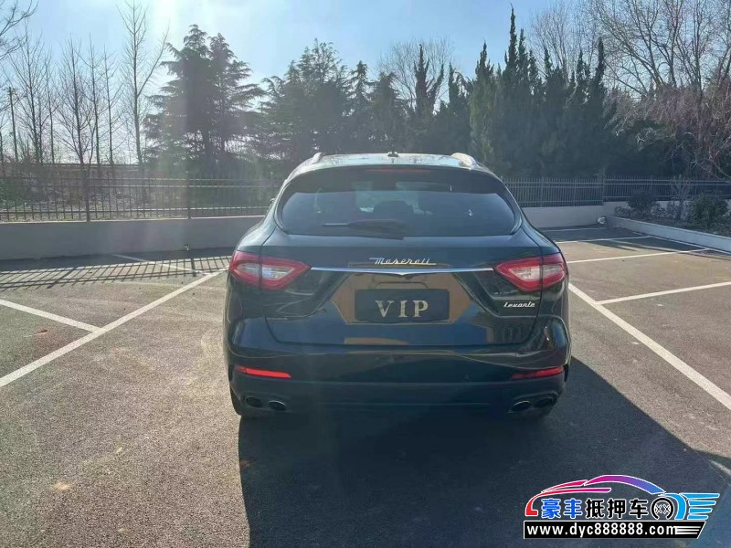 18年玛莎拉蒂莱万特轿车抵押车出售