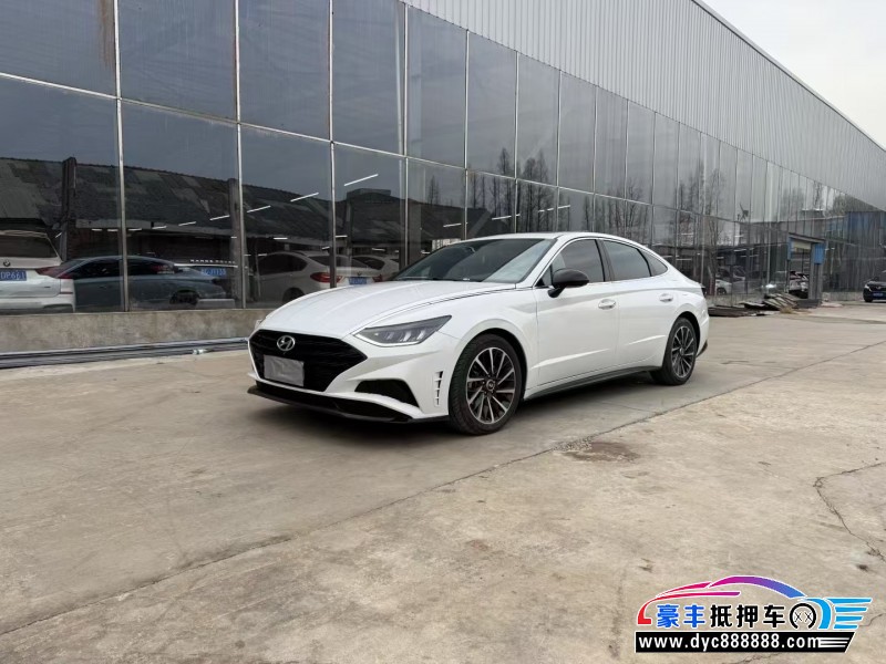 21年现代索纳塔轿车抵押车出售
