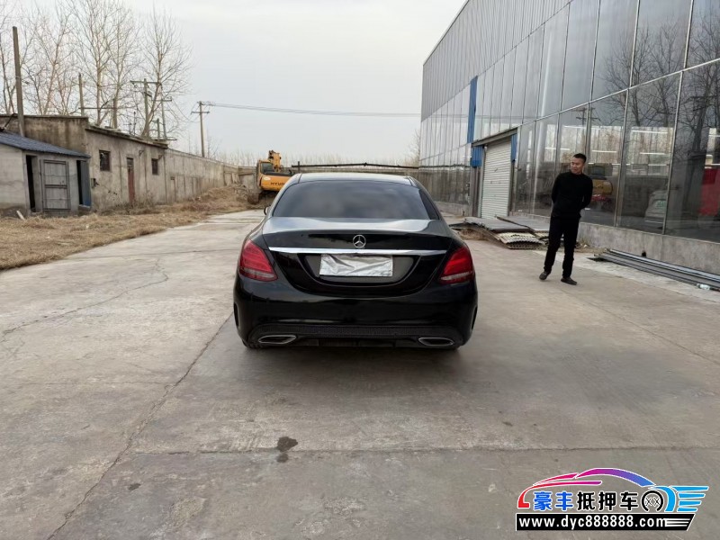 18年奔驰C轿车抵押车出售