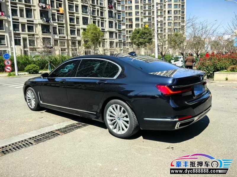 21年宝马7系轿车抵押车出售