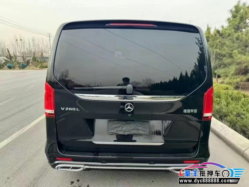 21年奔驰V轿车抵押车出售