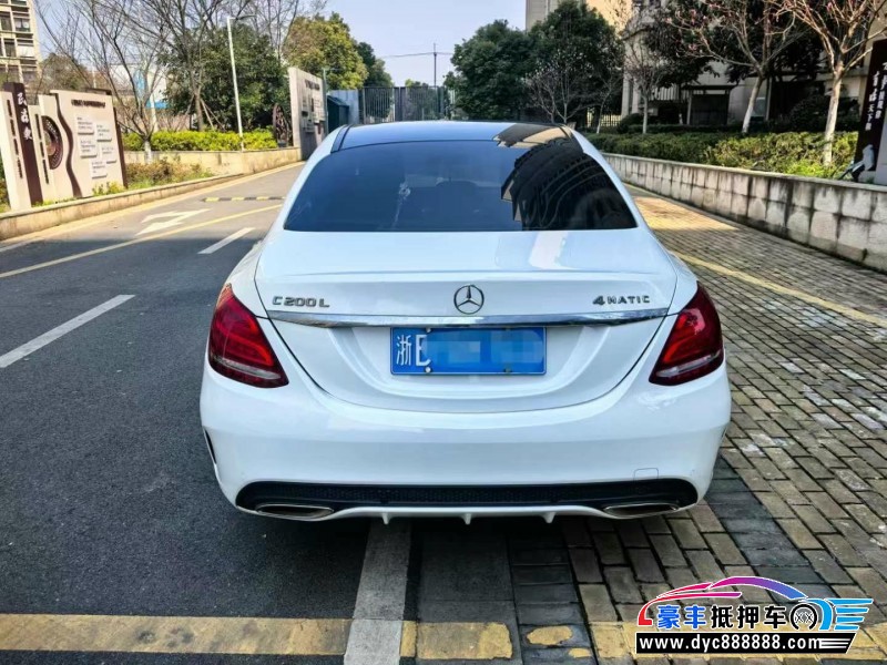 17年奔驰C轿车抵押车出售