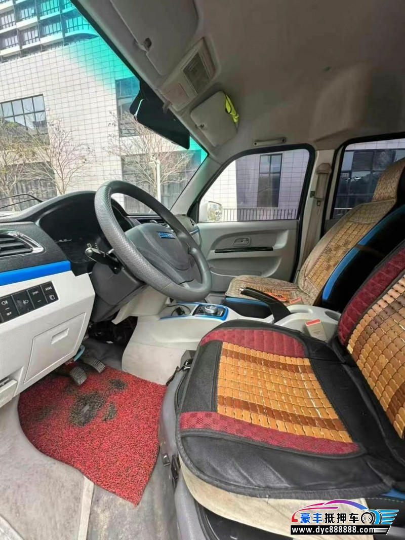 23年金杯海狮轿车抵押车出售