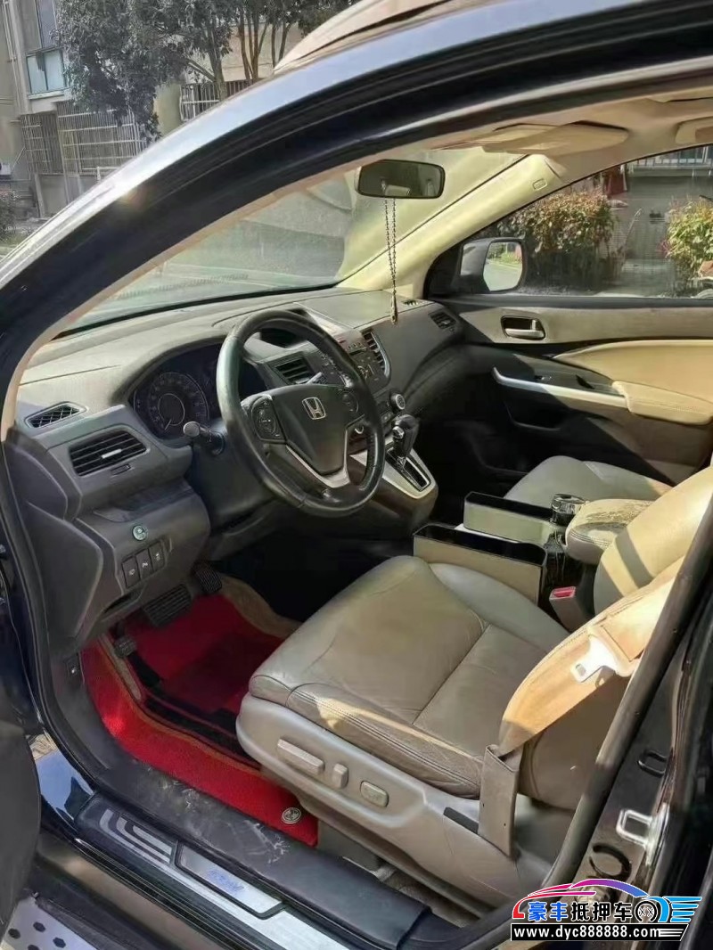 12年本田CR-V轿车抵押车出售