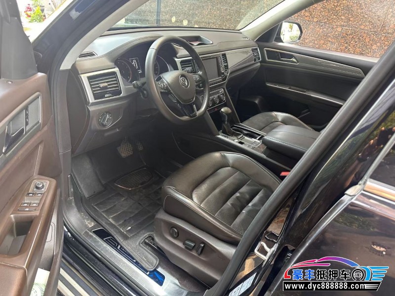 18年大众途昂轿车抵押车出售