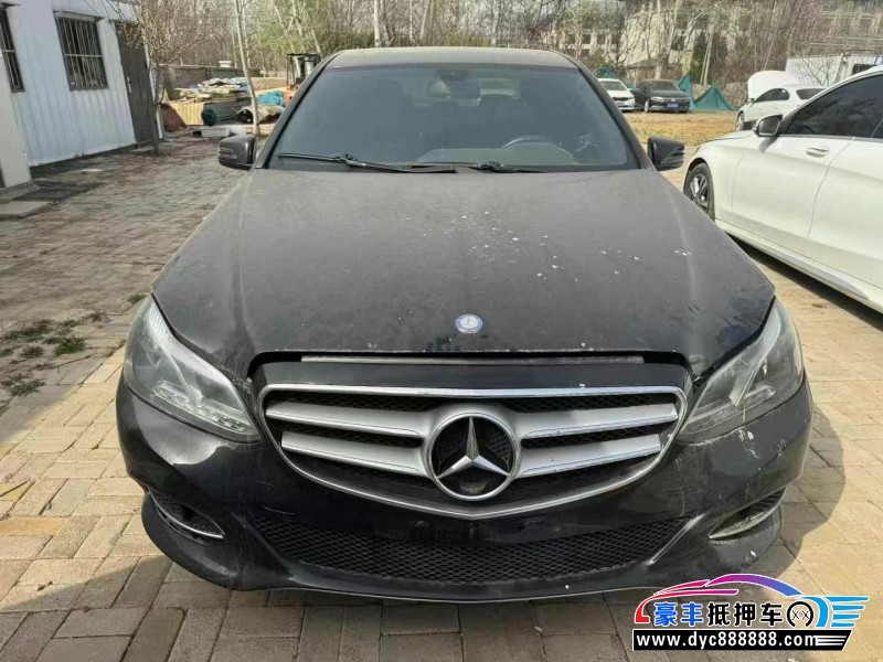 14年奔驰E轿车抵押车出售