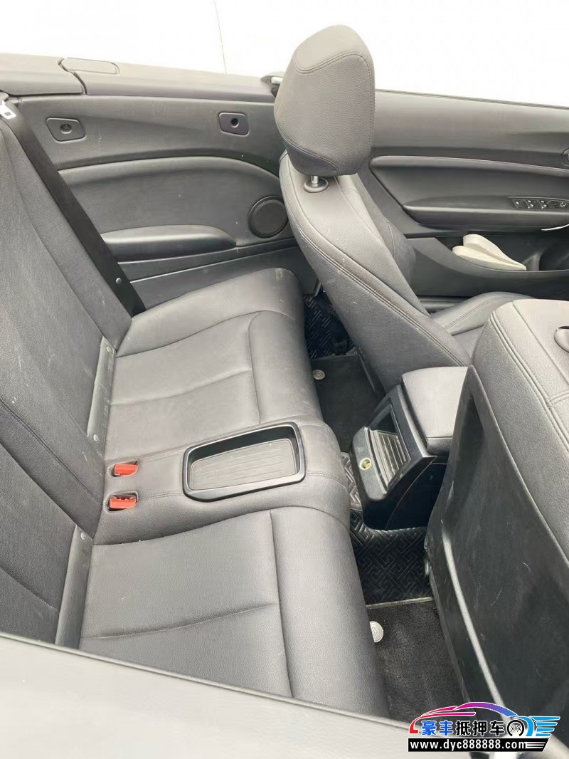 18年宝马2系轿车抵押车出售