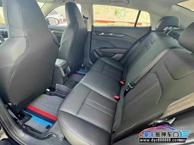 24年东风风神奕炫轿车抵押车出售