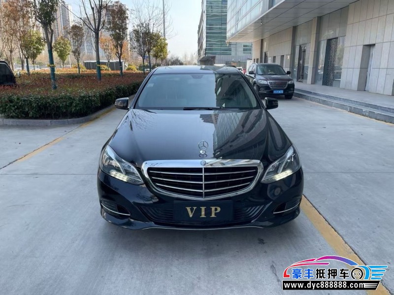13年奔驰E轿车抵押车出售
