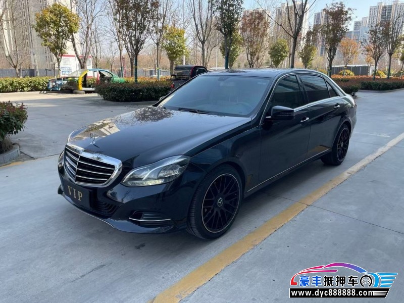 13年奔驰E轿车抵押车出售