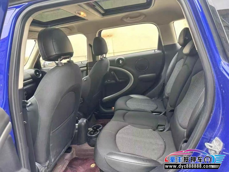 15年宝马MINI轿车抵押车出售