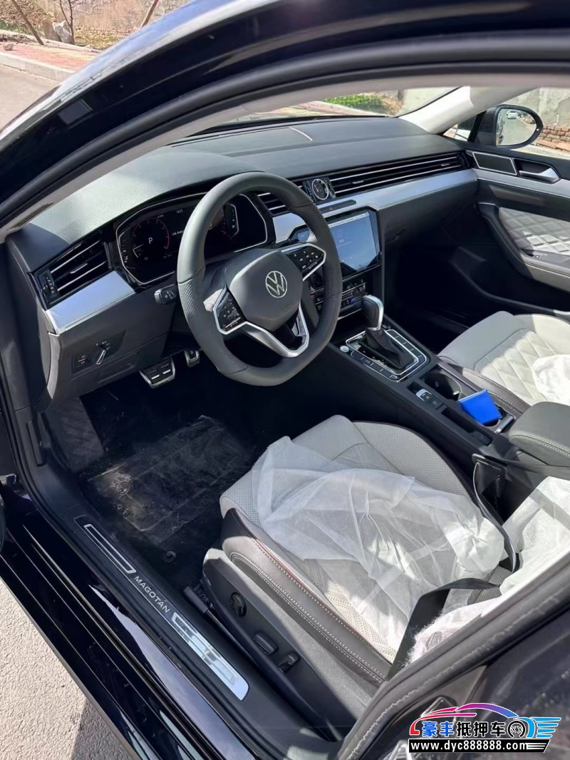 24年大众迈腾轿车抵押车出售