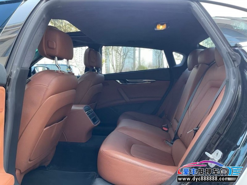 14年玛莎拉蒂总裁轿车抵押车出售