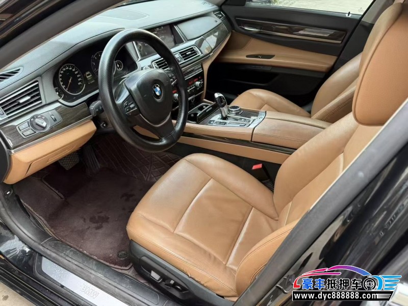 14年宝马7系轿车抵押车出售