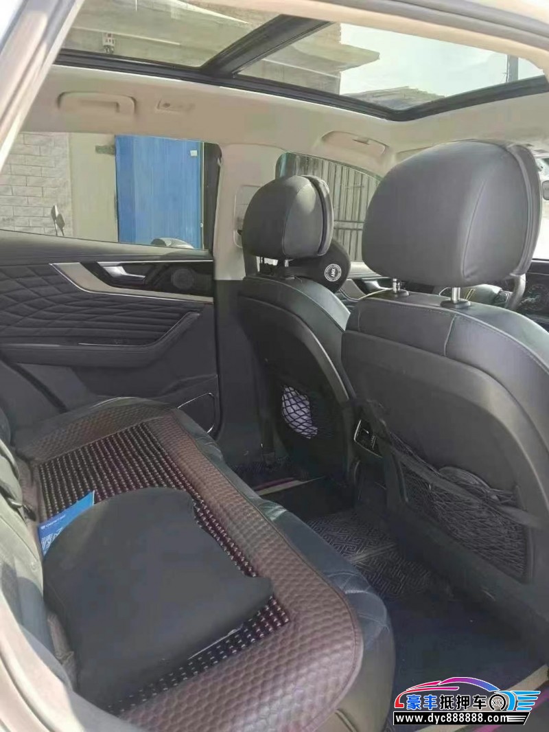 23年红旗HS5轿车抵押车出售