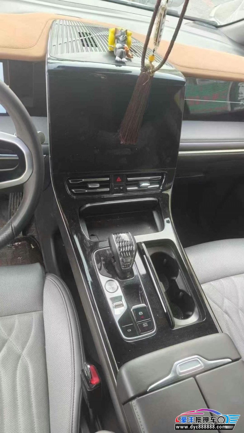 23年传祺M8轿车抵押车出售