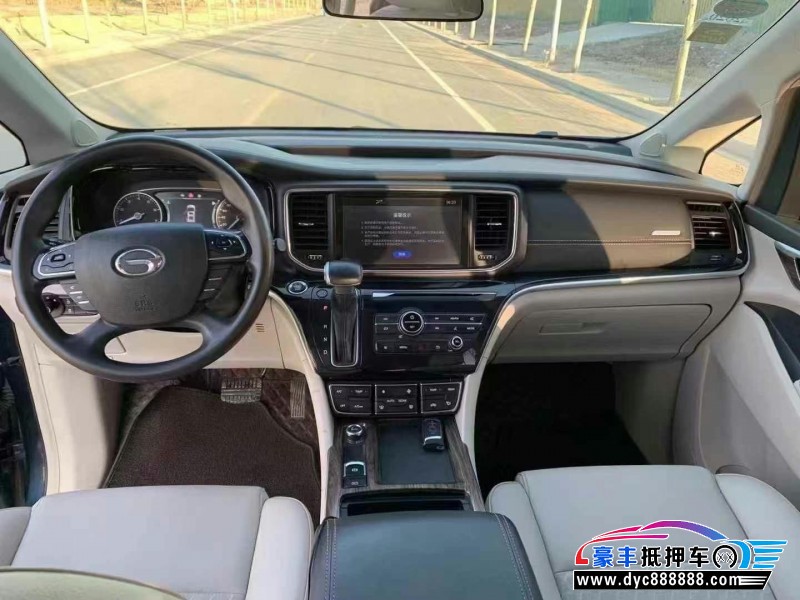 18年传祺M8轿车抵押车出售